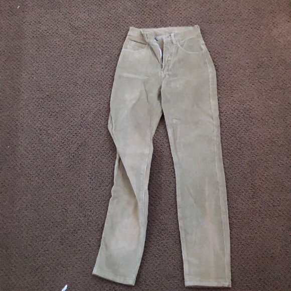 Brandy Melville - Picture 2 of 2